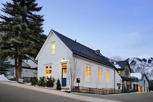 Splendid Home in the Heart of Telluride Town in Telluride, USA