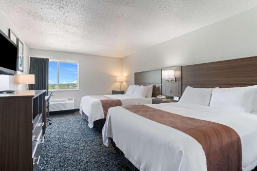 Queen Room with Two Queen Beds - Non-Smoking