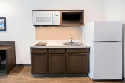 Létesítmények, WoodSpring Suites Daytona Beach Int'l Speedway near Daytona International Speedway autóversenypálya