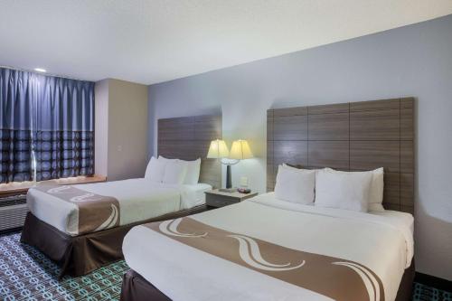 Quality Inn & Suites Blue Springs - Kansas City