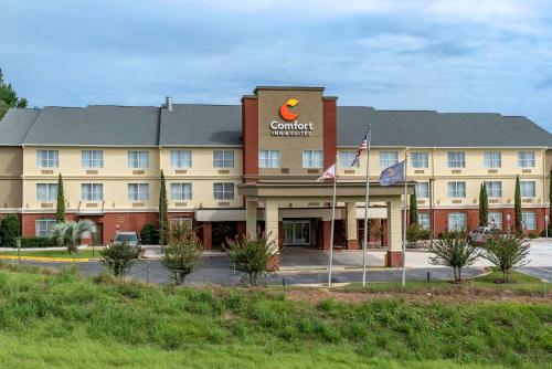 Comfort Inn & Suites Millbrook-Prattville - Hotel - Millbrook
