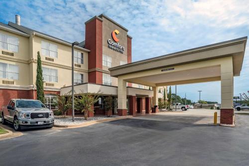 Comfort Inn & Suites Millbrook-Prattville in Millbrook, USA