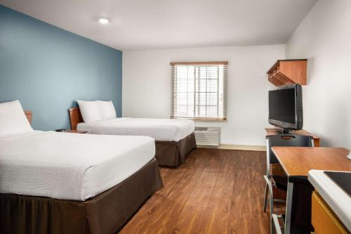 WoodSpring Suites Clarksville Ft. Campbell