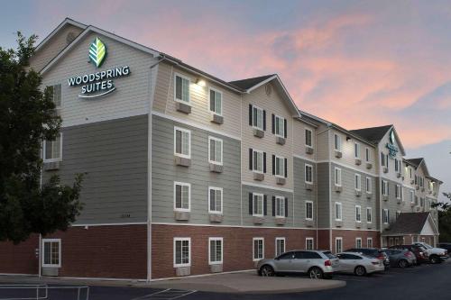 WoodSpring Suites San Antonio North Live Oak I-35 - main image