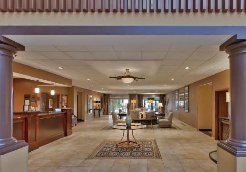 The Rockville Hotel, a Ramada by Wyndham - Rockville