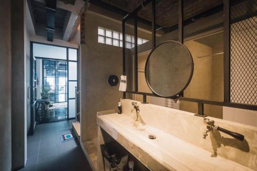 Bathroom, Niece hostel near Green Elephant Sanctuary Park