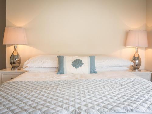 Carraroe Apartment - image 2