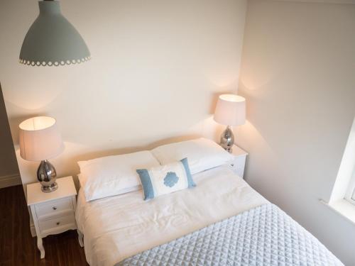 Carraroe Apartment - image 7