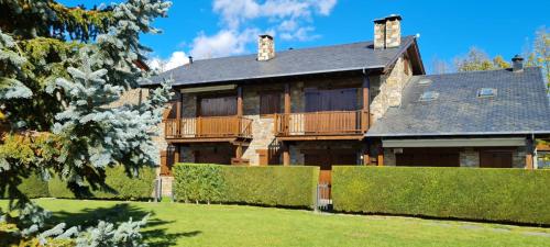 A szálláshely kívülről, Casa en Bolvir, jardin y piscina in Bolvir