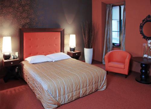 Vanilla Hotel - image 13