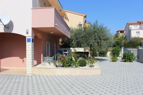 ทัศนียภาพภายนอกโรงแรม, Filipovic Apartmani in ลิซยัน