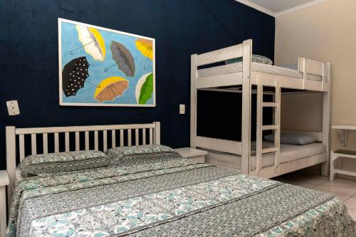 Family Room image 8