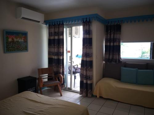 Studio with Harbor View image 6
