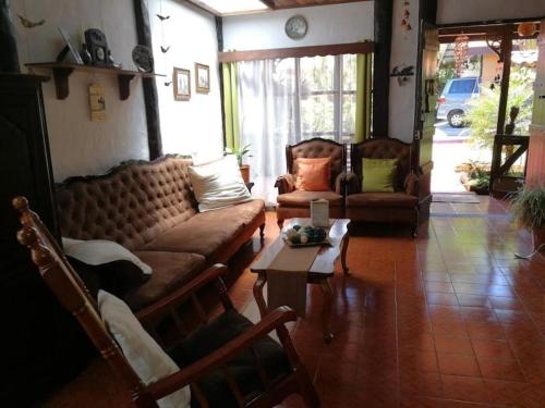 Casa Irazú (Casa Irazu) in Cartago