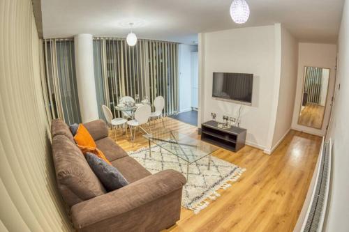 Picture of Luxury Two Bed City Apartment -The Hub