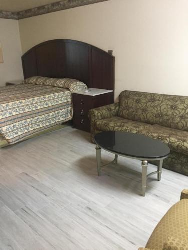 King Room - Non-Smoking