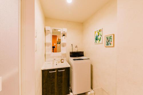 Three-Bedroom Apartment 203 image 5