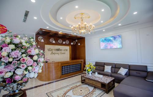 Tan Truong Son Legacy Hotel