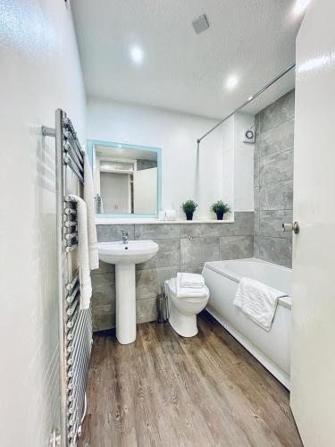 Bijou Merchant City Apartment with Parking (Albion 1), Glasgow (photo 3)