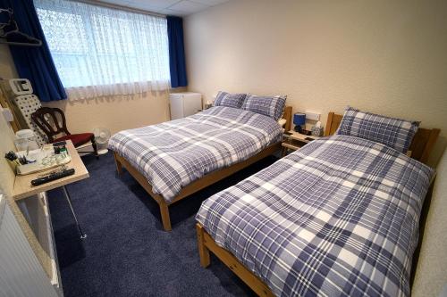 Lynmoore Guest House 5
