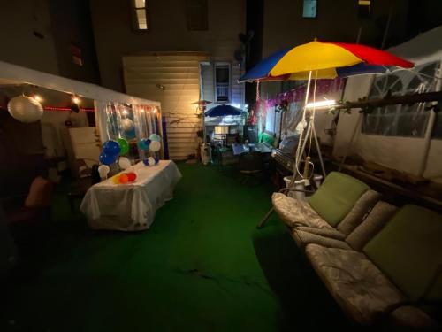 West NewYork NJ Cozy 2bed apt backyard to stay