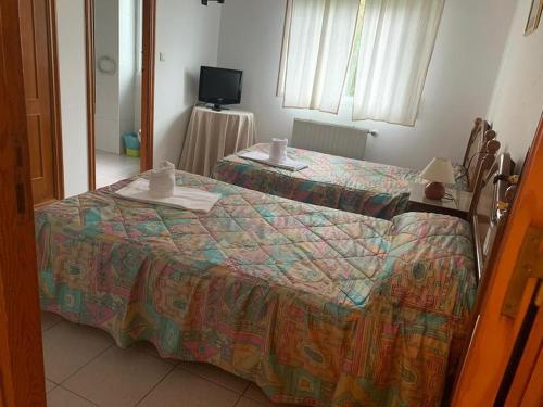 Room in Guest room - Hostal restaurante Seoane chambre d'hôte Cela