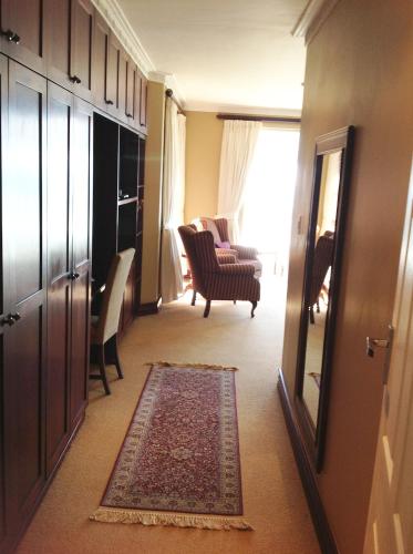 Burnham House B&B Room Type - Luxury King Room