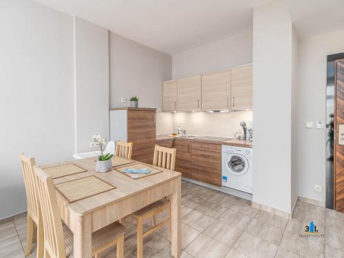 One-Bedroom Apartment image 10