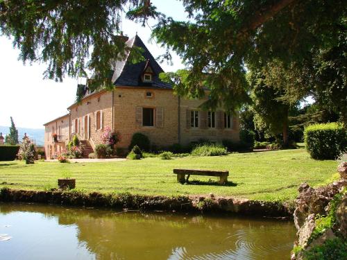 Gentilhommière de Collonges chambre d'hôte La Roche-Vineuse