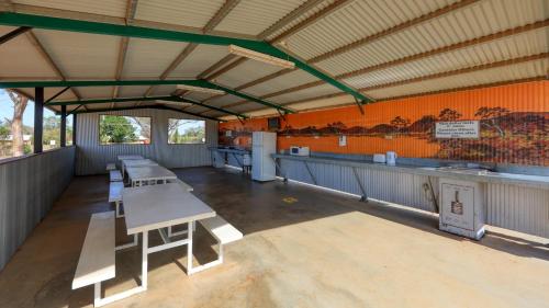 Cobar Caravan Park - 숙소 외관