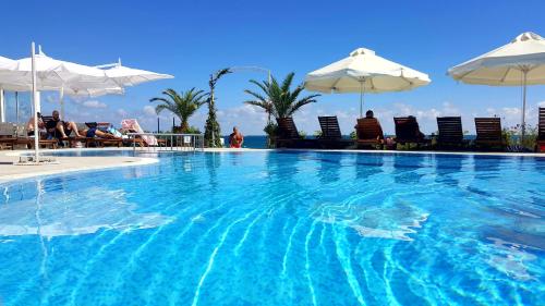Aphrodite Beach Hotel - image 14