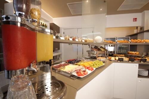 Hotel Toledo - image 11