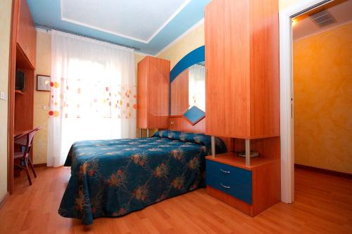 Hotel Toledo - image 8