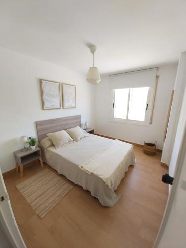  Apartamento a 300 mts de la playa, 25 minutos de Port Aventura y 50 de Barcelona in Comarruga