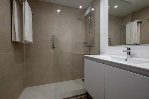 Aparthotel las Dunas - 화장실