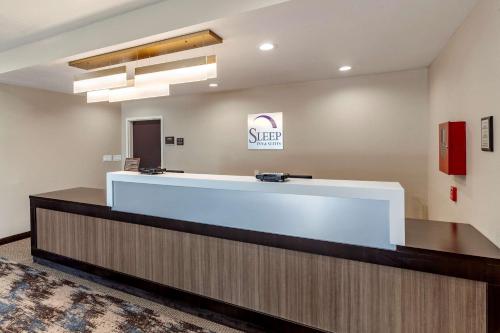 Sleep Inn & Suites