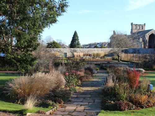 Harmony Cottage - Harmony Gardens