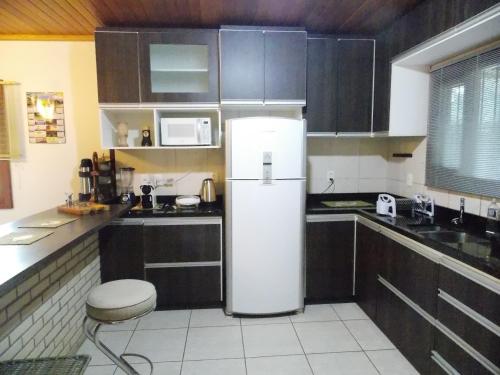 Casa 4 quartos em Canela - Palace Hotel in เอวเจนิโอ เฟร์เรย์รา