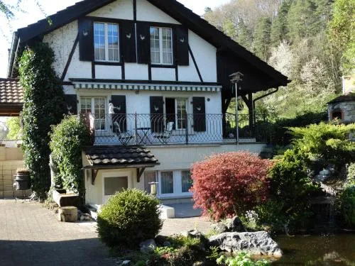 Bis Bosserte in Kollbrunn, Schweiz