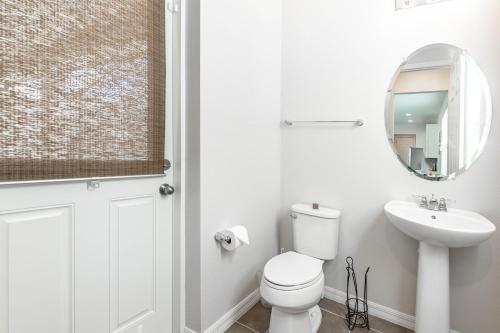 Brand New Stunning Villa with Pvt Pool near to Disney - image 4