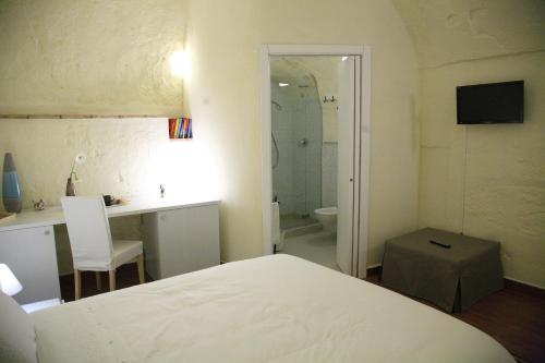 La Neviera nei Sassi