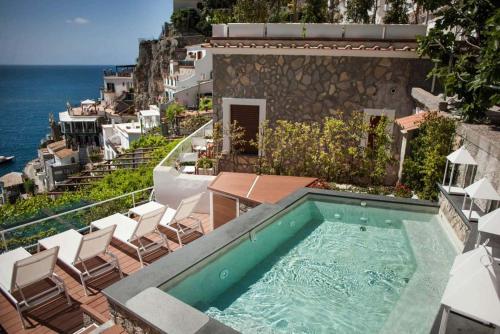 Amalfi Coast Luxury Villa with Swimming Pool