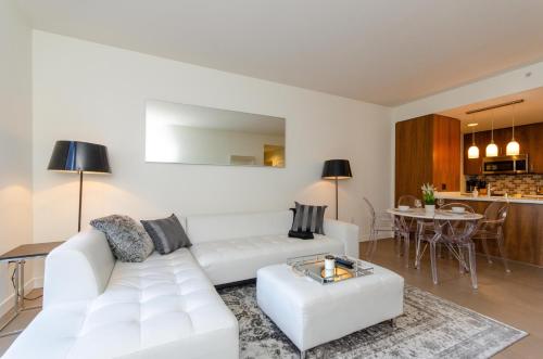 Cityscape Luxury Tower One Bedroom in Los Angeles, USA