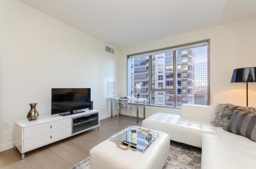 Cityscape Luxury High-Rise 1-Bedroom detail