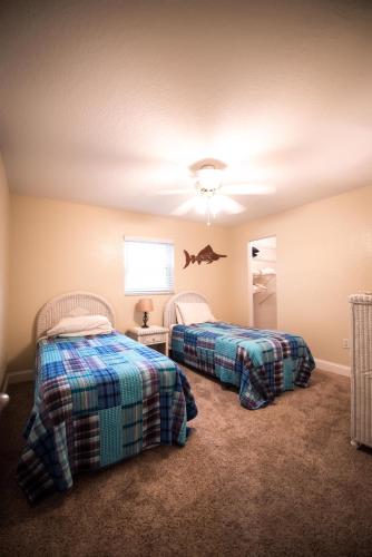 321 Canal Rd - Siesta Key Village Condo - image 6