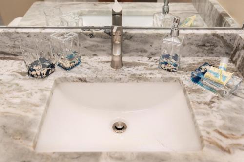 5209B Calle Menorca - Siesta Key Village Condo - image 4