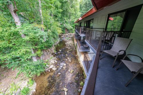 Varanda/terraço, Bear Creek Inn Gatlinburg, TN in Gatlinburgo (TN)