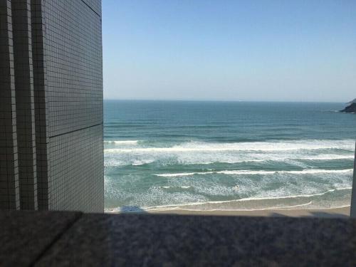 Apartamento Alto padrão de Frente para o mar – khách sạn tại Barra Funda