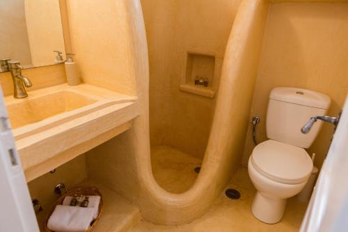 2 bedrooms, 4 beds
