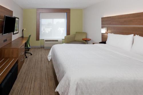 Holiday Inn Express Hotel & Suites Dothan North, an IHG Hotel